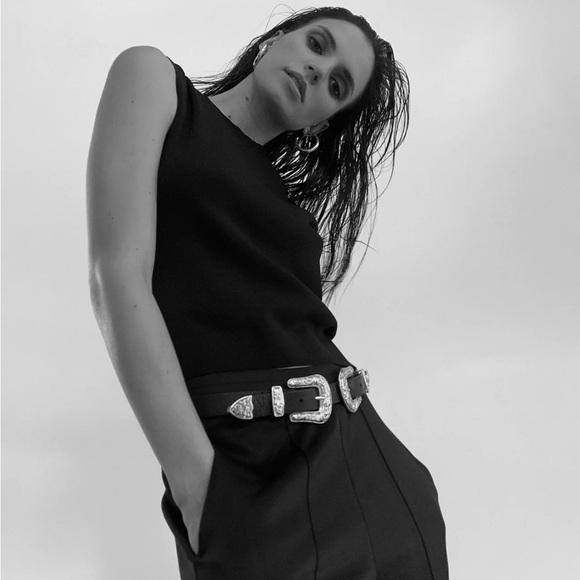 🦅B-Low The Belt  Bri Bri Waist Belt in Black and Gold Size Small - Picture 3 of 11